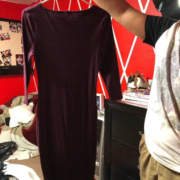 Dress - Picture 2 of 3